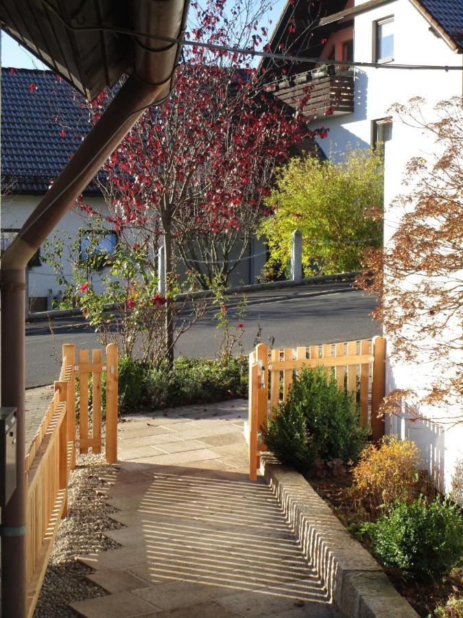 Zeit Fuer Dich Apartamento Himmelkron Exterior foto