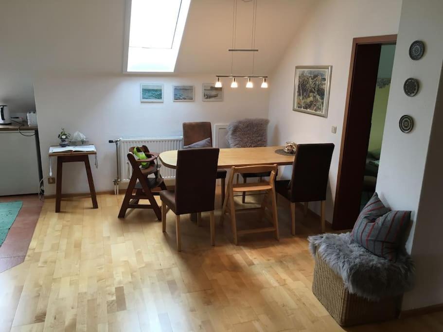 Zeit Fuer Dich Apartamento Himmelkron Exterior foto